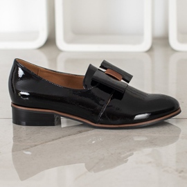 VINCEZA lakirane pumpe crno 2