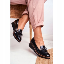 Vinceza Ženske crne mokasine lakirane na klinu Abba crno 2