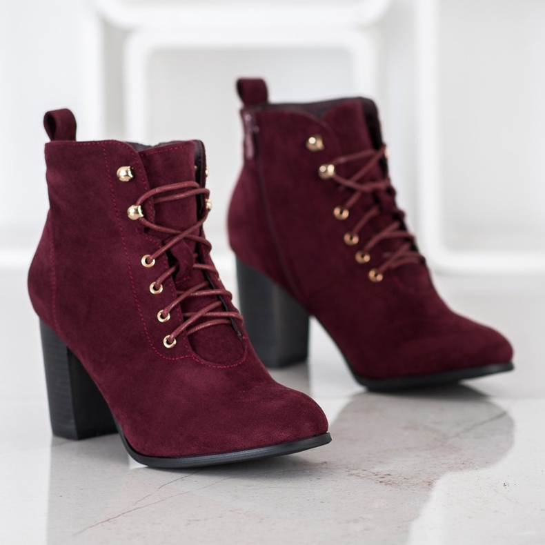 Evento Burgundske čizme na pošti crvena višebojan 1