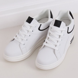 Bijele tenisice BY-0370 BIJELE / CRNE na skrivenom klinu bijela crna 2