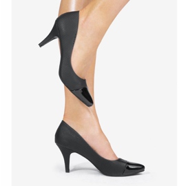 Crne pumpe na peti YS-437 crna 1