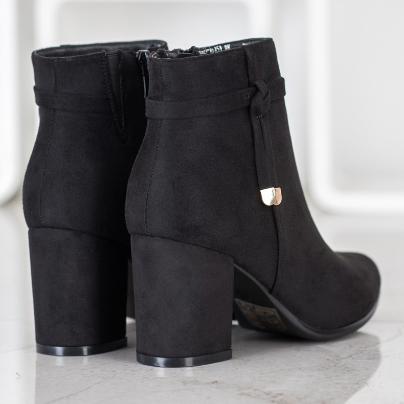 Elegantne čizme VINCEZA crno 1