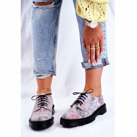 Ženske hlače Oxfords Siva koža Maciejka 04087-13 raznobojna 1