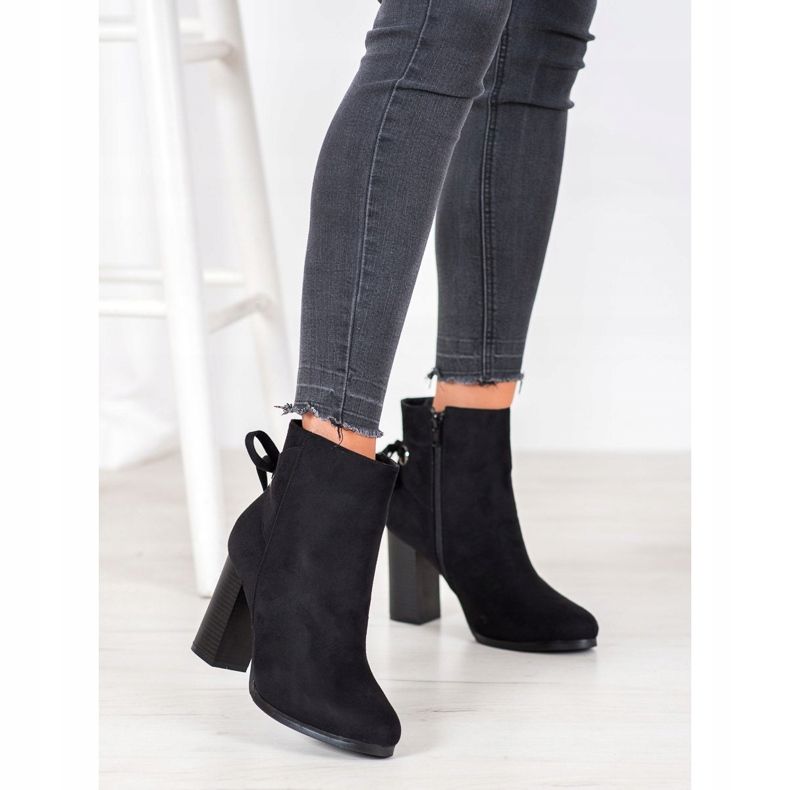 Goodin Čizme s ukrasnim uvezom crna 2