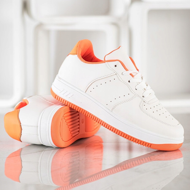 SHELOVET Tenisice na platformi bijela 1