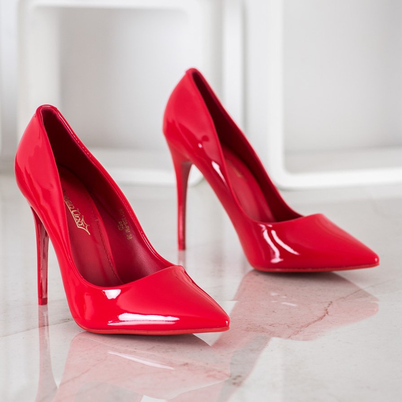 Queentina Lakirane crvene igle crvena 1