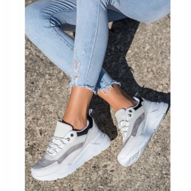 SHELOVET Elegantne tenisice sa vezicama bijela 1