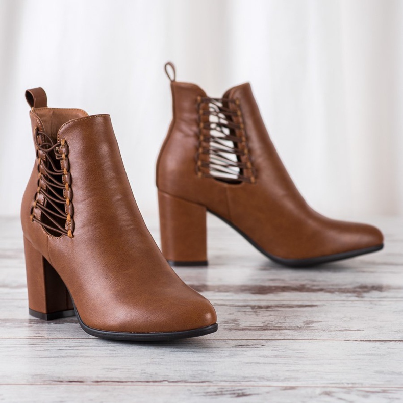 VINCEZA izrezane čizme smeđa 1