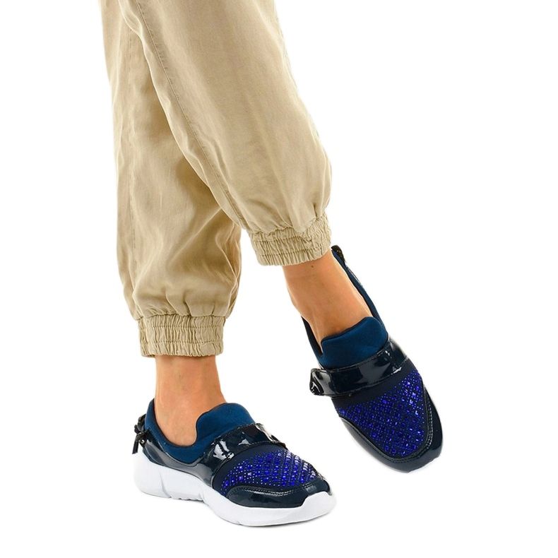 Tamnoplave sportske cipele na navlaku B120-3 tamnoplava 2