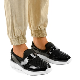 Crno-bijele klizne sportske cipele B120-1 crna 1