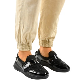 Crne B120 klizne sportske cipele crno 1