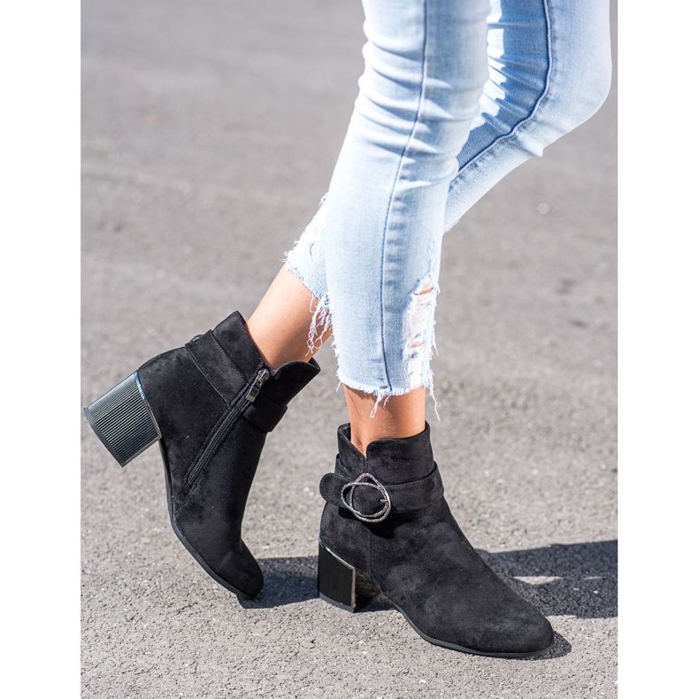 Goodin Čizme s ukrasnom kopčom crna 1