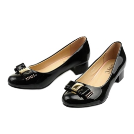 Crne lakirane crpke na stupu GFA89 crna 2