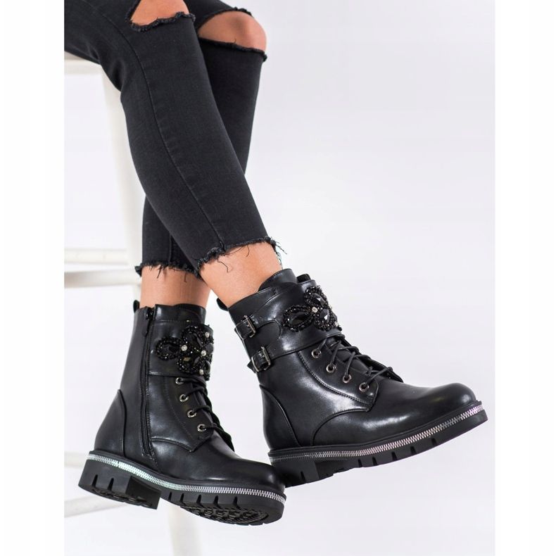 Groto Gogo Odlikovani radnici crna 1