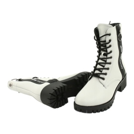 M.Daszyński Radnici iz sive drvne građe Daszyński MR1813-31 crno siva 3