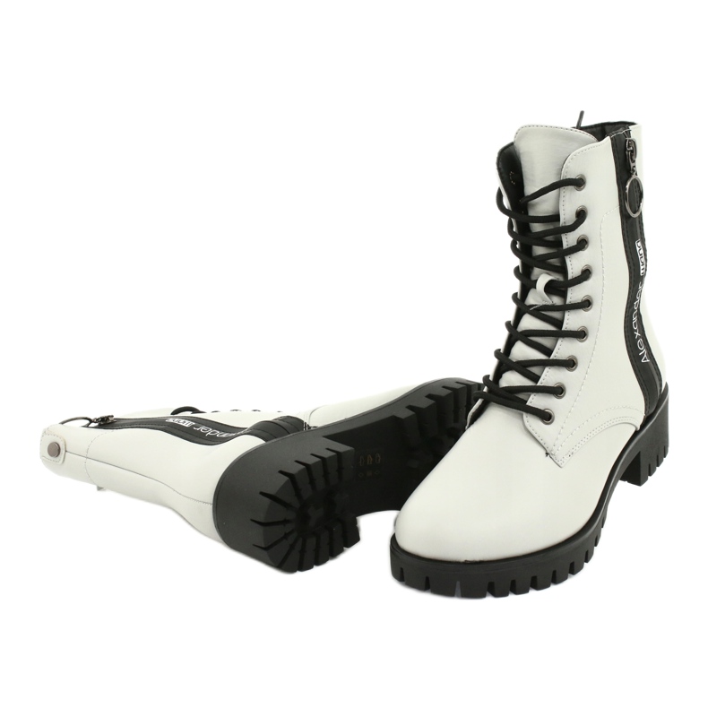 M.Daszyński Radnici iz sive drvne građe Daszyński MR1813-31 crna siva 3