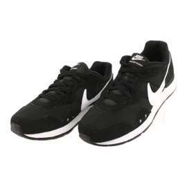 Nike Venture Runner W CK2948-001 cipele bijela crno 2
