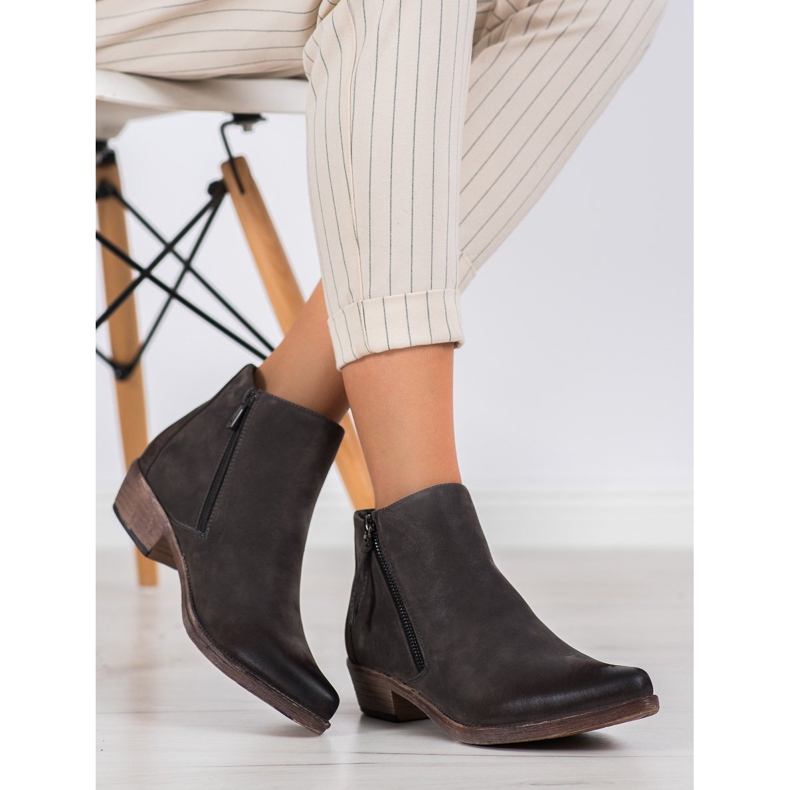 Kylie Kaubojke na klizaču smeđa 1