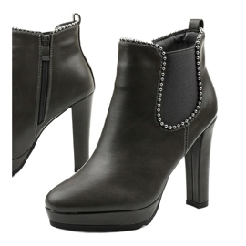 Sive čizme na stupu s patentnim zatvaračem i Circus elastikom siva 1