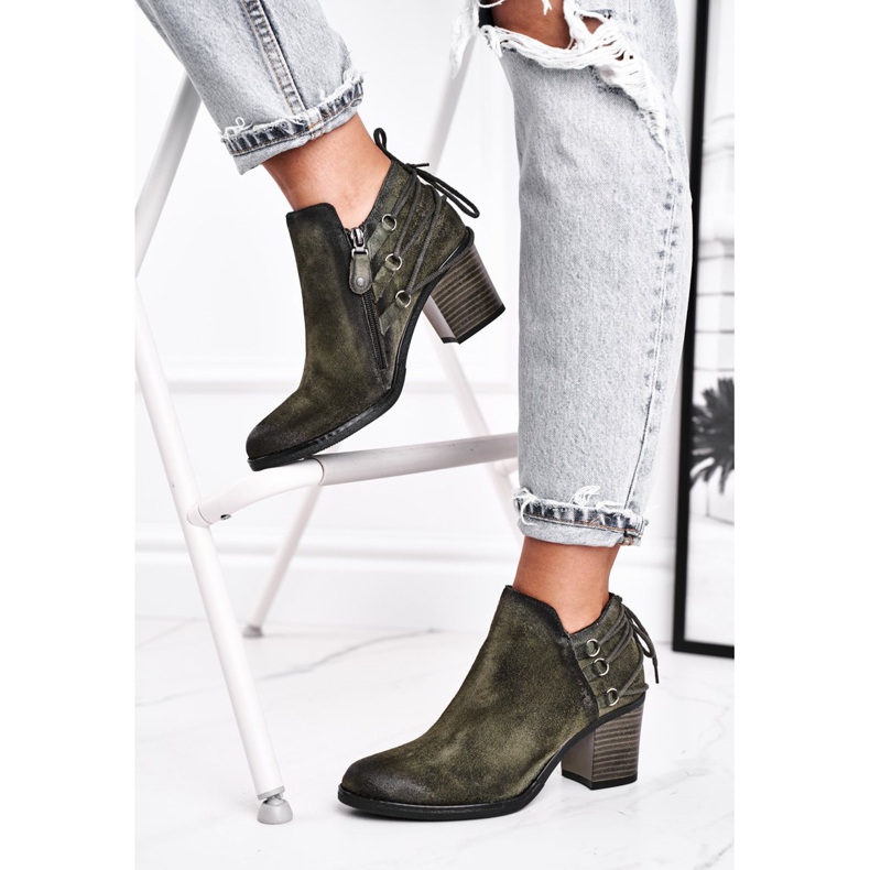 Ženske čizme na petu Maciejka proljetna kožna maslina 04812-24 zelena 2