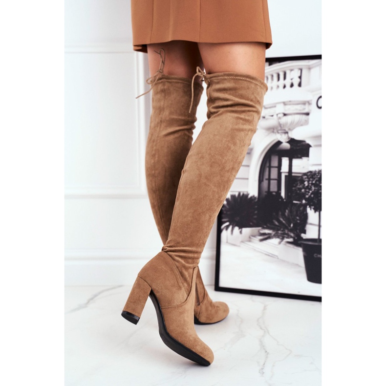 Mulanka Ženske čizme od antilopa na petu bež Highso 2