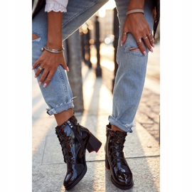 S.Barski Ženske čizme na petu lakirane crne boje Učinite to bolje crna 2