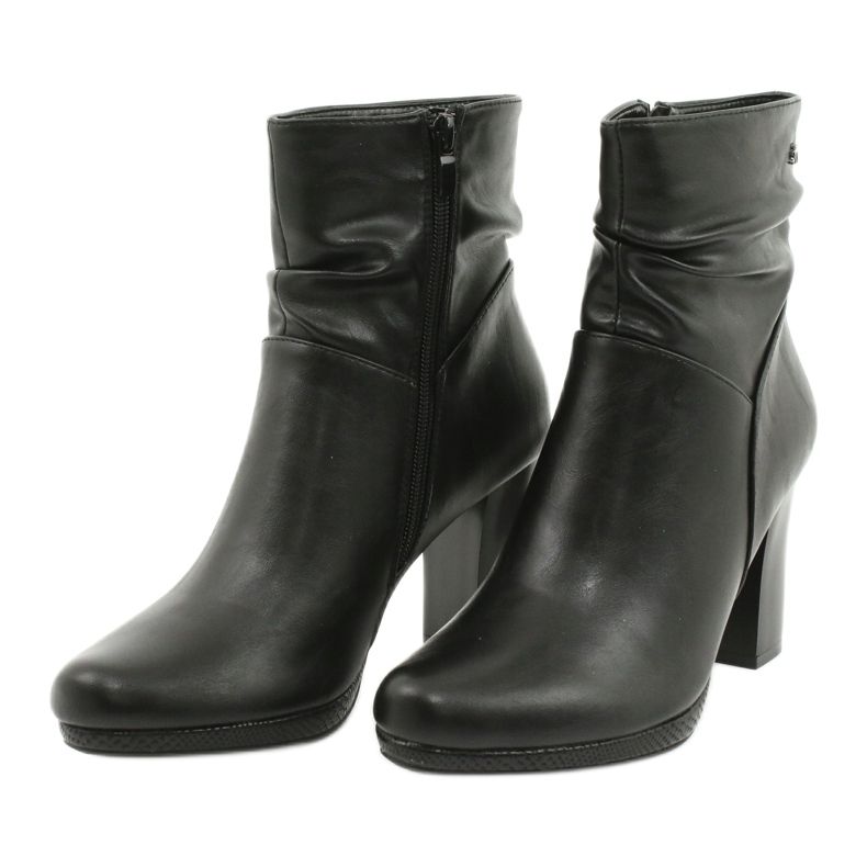 M.Daszyński Crne čizme na stupu Daszyńskog AF125-7 crna 2