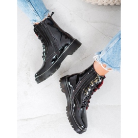 VINCEZA lakirani radnici crno 1