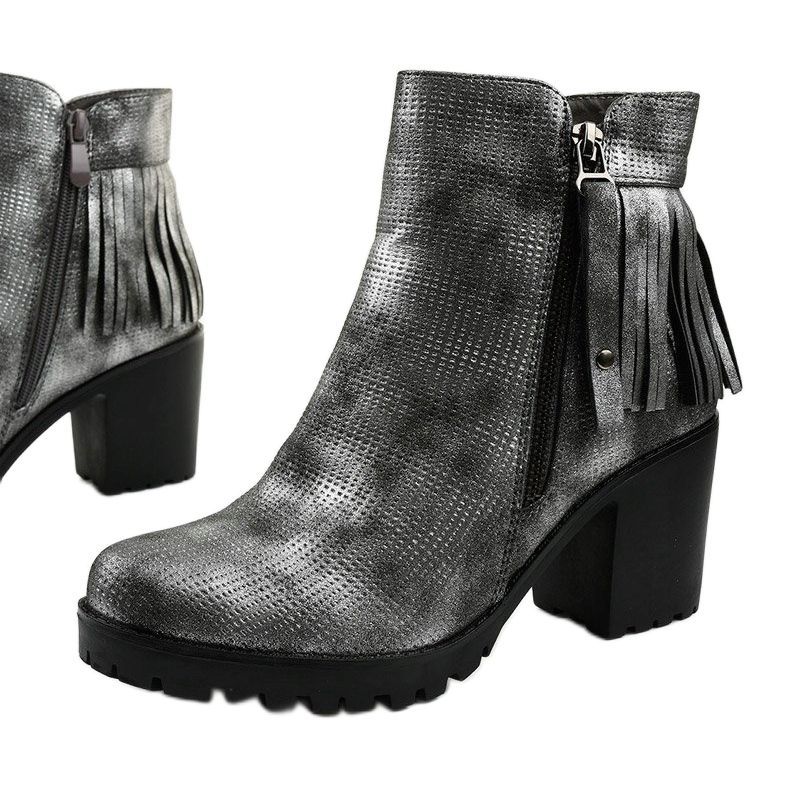 Sive čizme na Amar postu siva 1