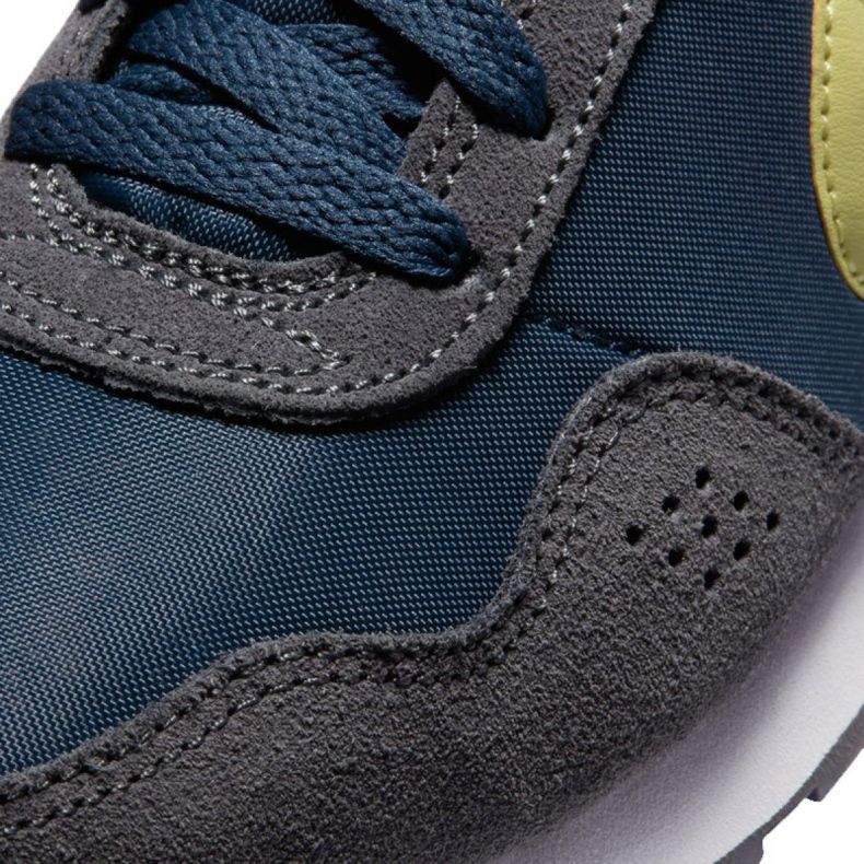 Cipele Nike Md Valiant Jr CN8558-400 bijela raznobojna 1