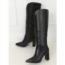 Klasične crne štikle RB94P Crna crno 1