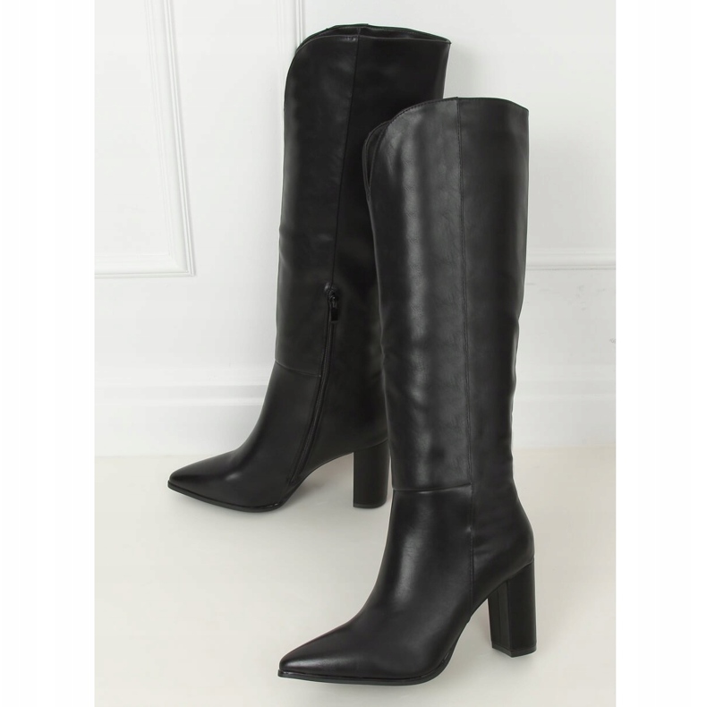 Klasične crne štikle RB94P Crna crno 1