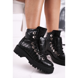 BUGO Ženske ravne čizme s jezikom Black Passa crna 2