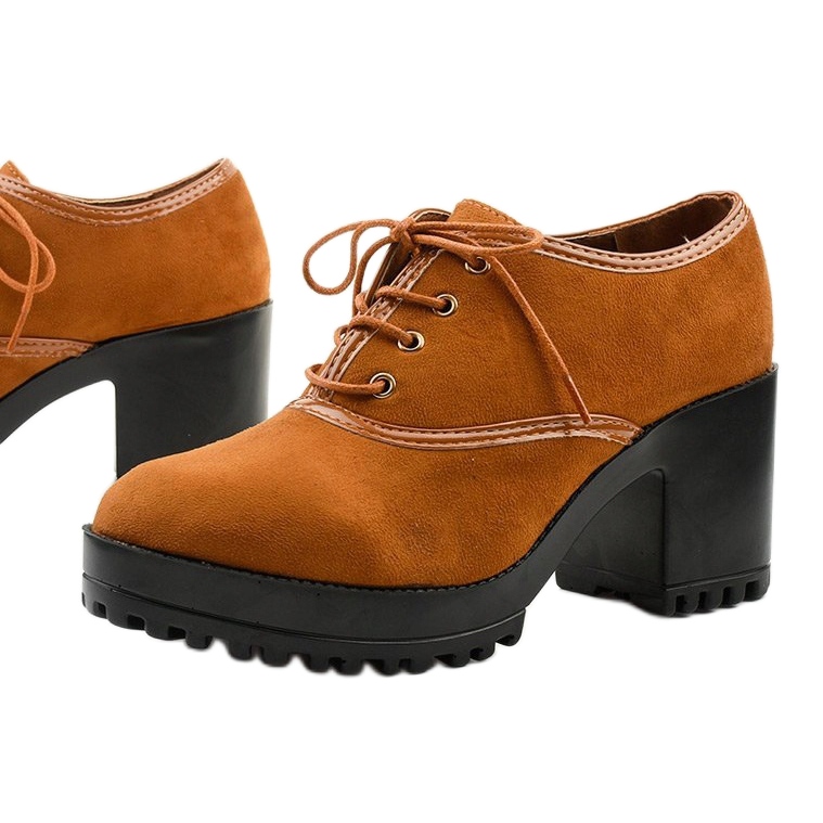 Deve čizme vezane na Clearfall bloku smeđa 1