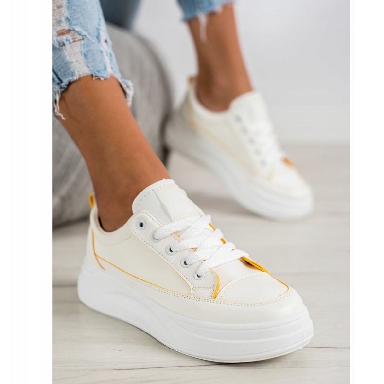 SHELOVET Sportska obuća na platformi bijela 1