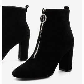 Crne čizme na stupu od eko-antilopa Ginrolyss crna 1