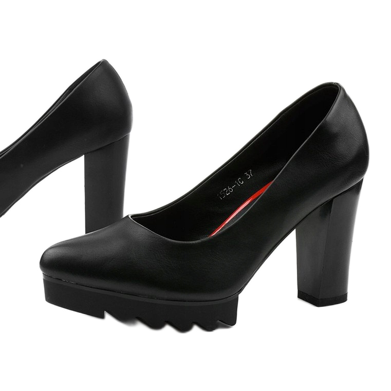 Crne pumpe na stupu Silverbee crna 1