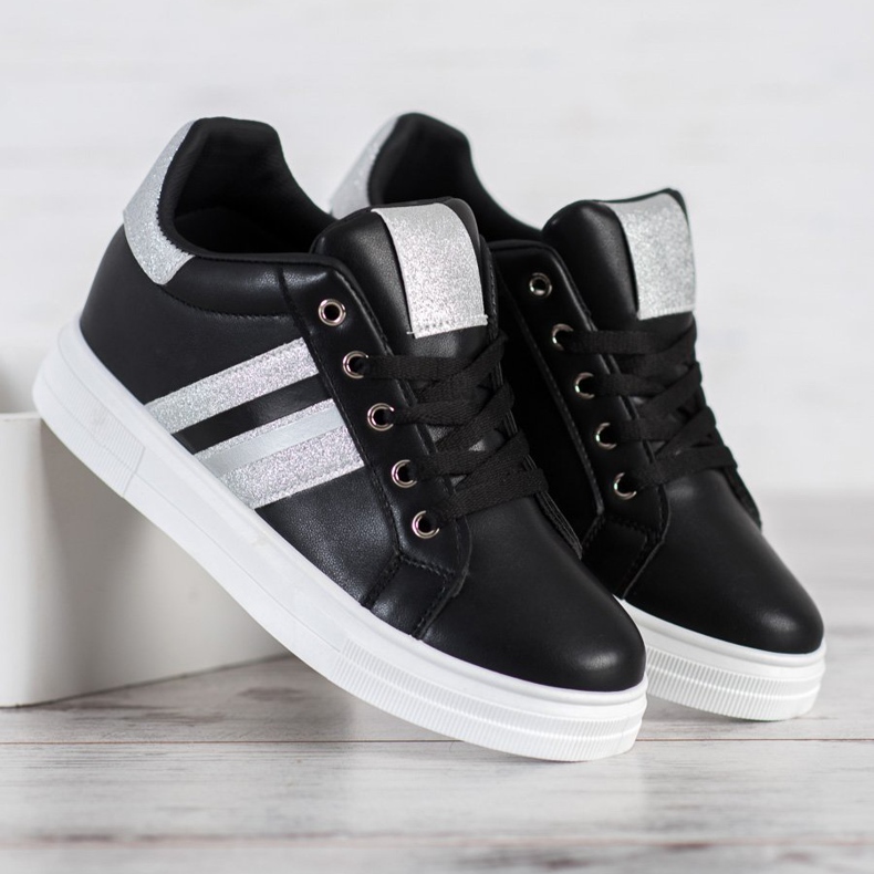 SHELOVET Sportske cipele na klin crna 1