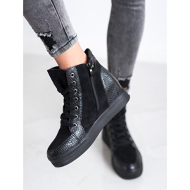 Bestelle Udobne cipele na klin crno 1