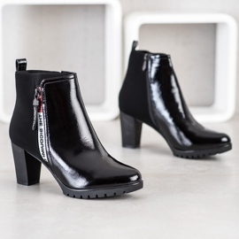 Gogo Čizme od lakirane kože crna 1