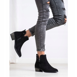 J. Star Čizme s ukrasnim zatvaračem crno 1