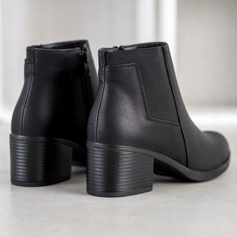 J. Star Čizme na post crno 1