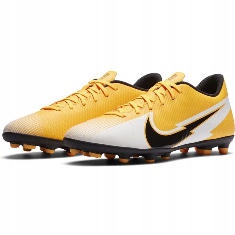 Nike Mercurial Vapor 13 Club FG / MG M AT7968 801 nogometne cipele žuta boja žuta boja 1