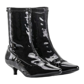 Crne lakirane štikle s Ragemour čarapom crno 2