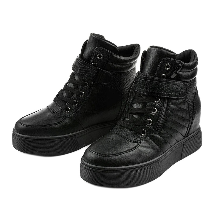 Crne tople čizme na klin AB0013 crno 2