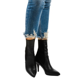 Crne štikle sa čarapom Daywillow crno 1