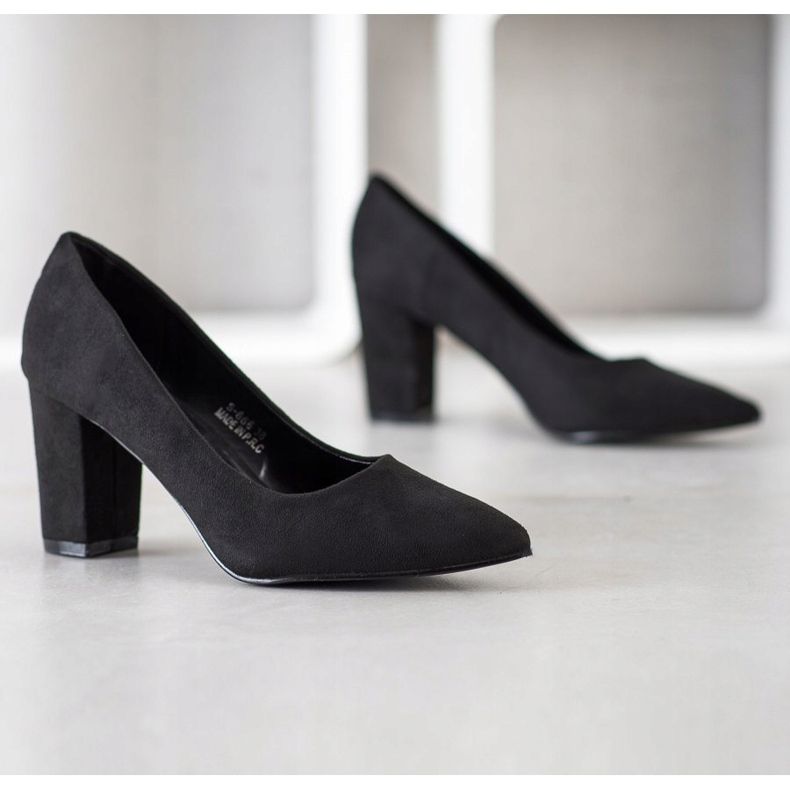 Renda Crne pumpe na stupu crno 1