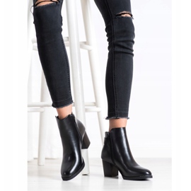 J. Star Udobne čizme na post crna 1