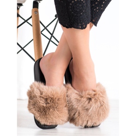 SHELOVET Udobne krznene papuče bež 2