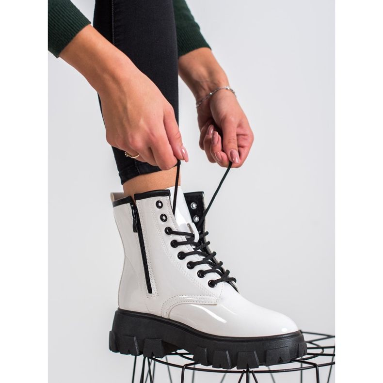 SHELOVET Lakirani hvatači na platformi bijela 1